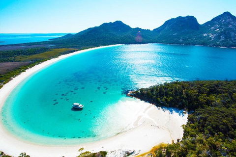 Wineglass Bay Private Charter Service - 1 Gold Coast 2