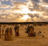Pinnacle Desert Sunset and Night-time Stargazing Tour from Perth - Accommodation Gold Coast