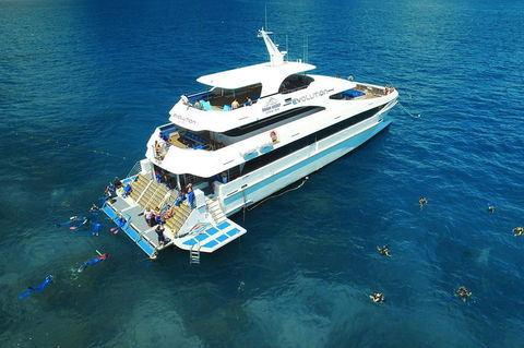 Cruise Out And Cruise Return, Plus 10 Minute Scenic Flight - Accommodation Gold Coast 2