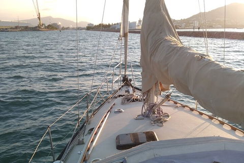 Townsville Small Group Sunset Sail Sailing Cruise Boat Tour Charter Hire - Accommodation Gold Coast 4