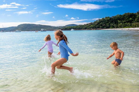Whitehaven Beach And Daydream Island Cruise - Accommodation Gold Coast 3