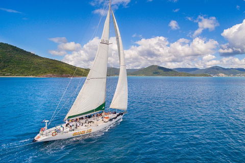 2-Night Whitsundays Sailing Cruise Incl. Whitehaven Beach & Great Barrier Reef - Accommodation Gold Coast 3