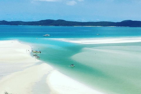2-Night Whitsundays Sailing Cruise Incl. Whitehaven Beach & Great Barrier Reef - Accommodation Gold Coast 5