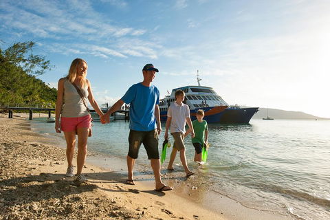 Fitzroy Island Catamaran Transfers From Cairns - Accommodation Gold Coast 3