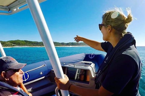 Julian Rocks Byron Bay Cruise - Accommodation Gold Coast 3