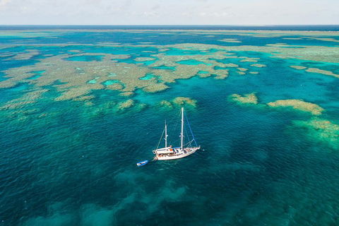 3 Day Whitsundays Sailing And Diving Adventure: Kiana - Accommodation Gold Coast 1