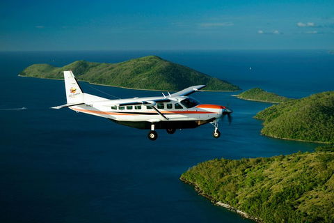 Reef And Island Scenic Flight From Airlie Beach - Accommodation Gold Coast 3