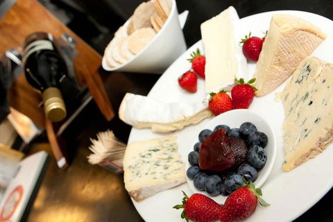 Chauffeur Driven Yarra Valley Group Wine Tour - Up To 7 - Accommodation Gold Coast 1